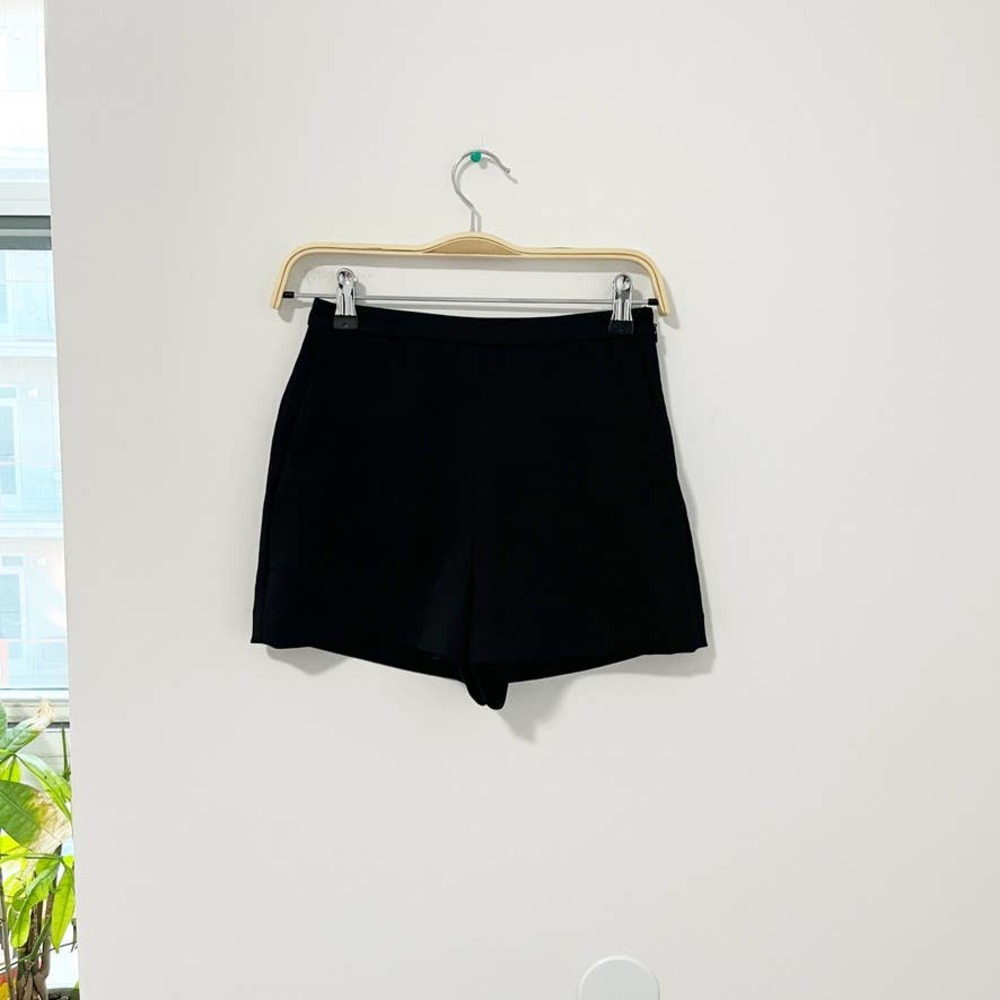 Aritzia Babaton Black Shorts Size 0